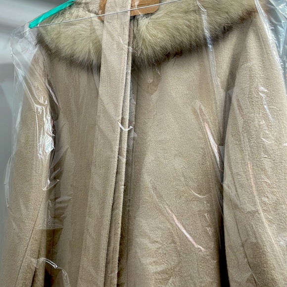 Vintage Wool Jacket/ W Belt - Picture 4 of 7